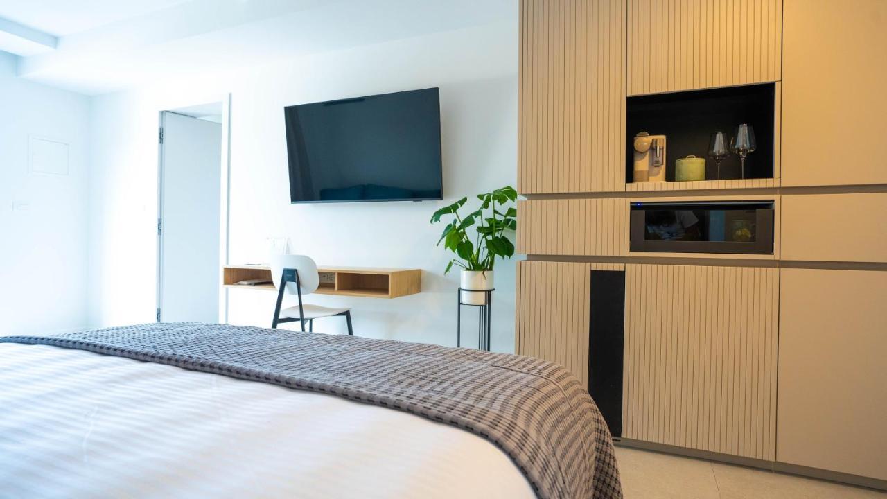 Maravida Vacation Rooms Dobrovo Exteriör bild