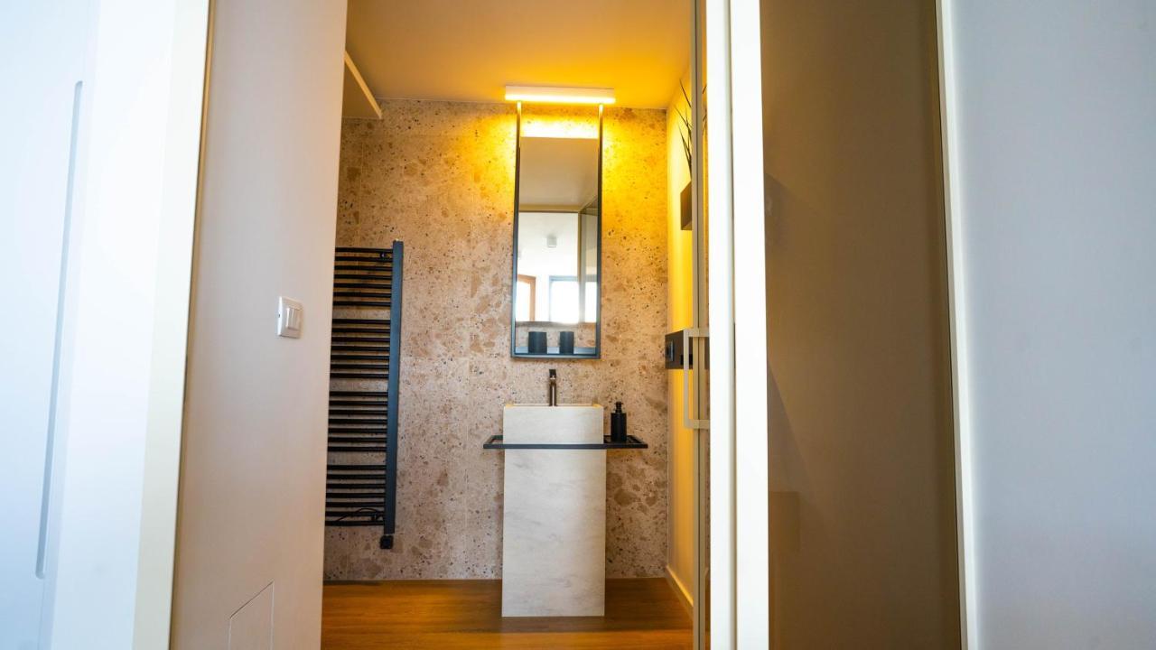 Maravida Vacation Rooms Dobrovo Exteriör bild